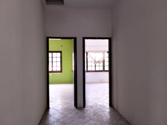 Sobrado com 8 Quartos à Venda, 250 m² em Jardim Sinhô Rollo - Iguape
