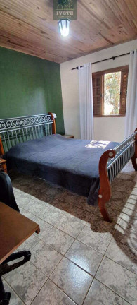 Imagem Casa com 2 Quartos à Venda, 1.800 m² Imagem Casa com 2 Quartos à Venda, 1.800 m²