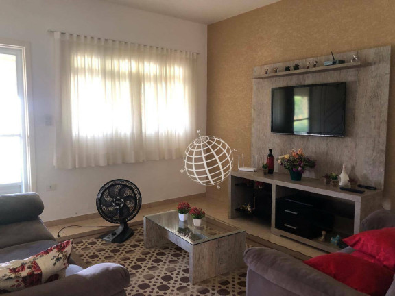 Imagem Casa com 3 Quartos à Venda, 210 m² em Usina - Atibaia