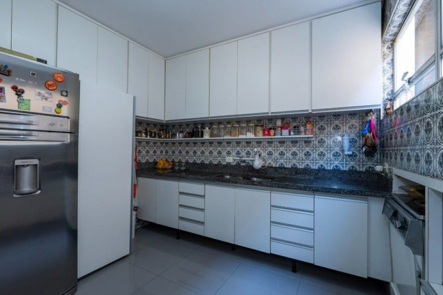 Imagem Casa com 4 Quartos à Venda, 287 m² em Vila Inah - São Paulo