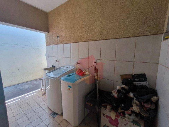 Imagem Casa com 3 Quartos à Venda, 99 m² em Vila Omar - Americana