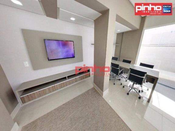 Imagem Apartamento com 2 Quartos à Venda, 67 m² em Centro - Florianópolis