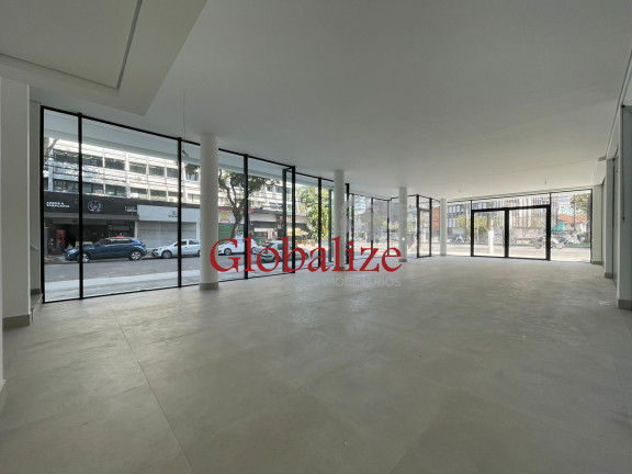 Imóvel para Alugar, 400 m² em Gonzaga - Santos