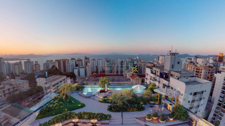Imagem Apartamento com 2 Quartos à Venda, 121 m² em Centro - Florianópolis