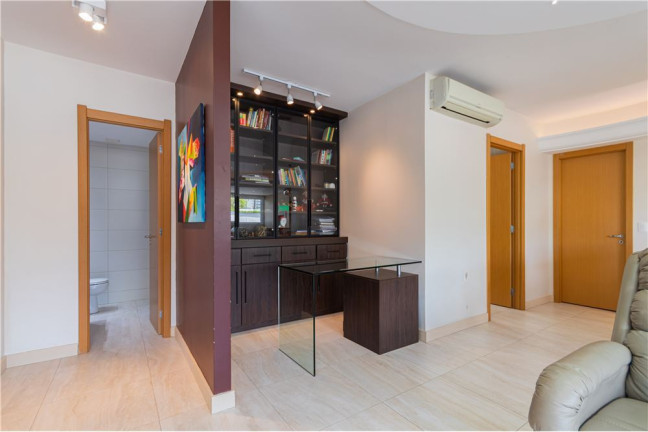 Imagem Apartamento com 3 Quartos à Venda, 120 m² em Menino Deus - Porto Alegre