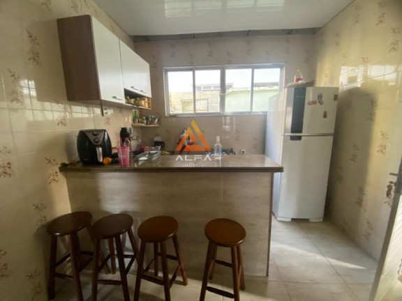 Imagem Casa com 3 Quartos à Venda, 400 m²