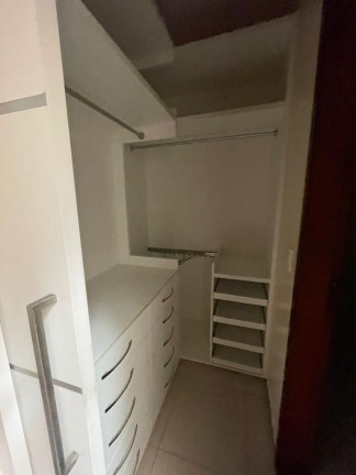 Imagem Casa com 3 Quartos à Venda, 168 m² em Itaperi - Fortaleza Imagem Casa com 3 Quartos à Venda, 168 m² em Itaperi - Fortaleza