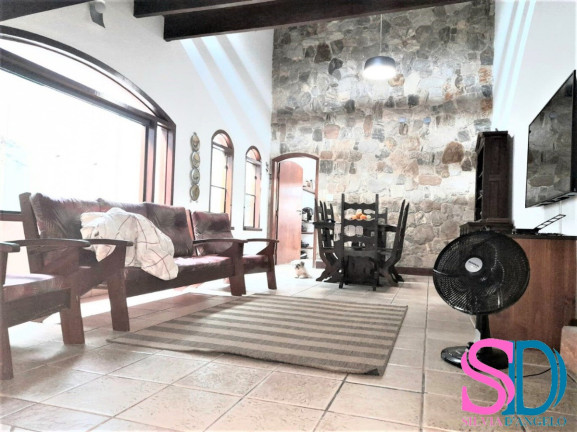 Imagem Casa com 5 Quartos à Venda, 270 m² em Barra Da Lagoa - Ubatuba Imagem Casa com 5 Quartos à Venda, 270 m² em Barra Da Lagoa - Ubatuba