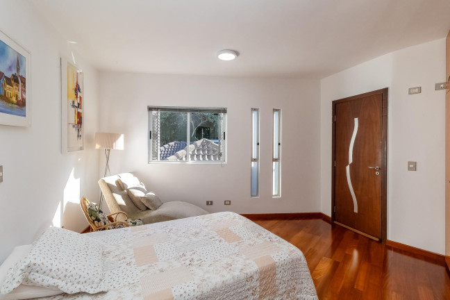 Imagem Casa de Condomínio com 3 Quartos à Venda, 303 m² em Santa Felicidade - Curitiba Imagem Casa de Condomínio com 3 Quartos à Venda, 303 m² em Santa Felicidade - Curitiba