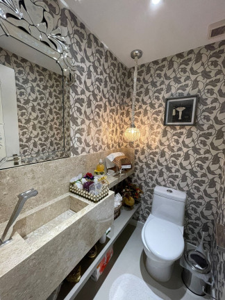 Imagem Apartamento com 3 Quartos à Venda, 137 m² em Centro - Balneário Camboriú Imagem Apartamento com 3 Quartos à Venda, 137 m² em Centro - Balneário Camboriú