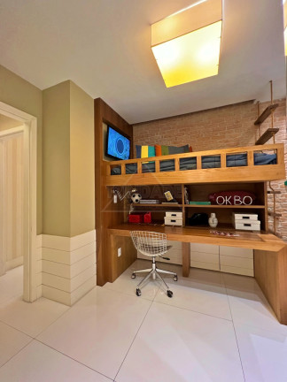 Imagem Apartamento com 3 Quartos à Venda, 131 m² em Camorim - Rio De Janeiro
