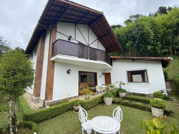 Imagem Casa com 6 Quartos à Venda, 190 m² em Granja Guarani - Teresópolis Imagem Casa com 6 Quartos à Venda, 190 m² em Granja Guarani - Teresópolis