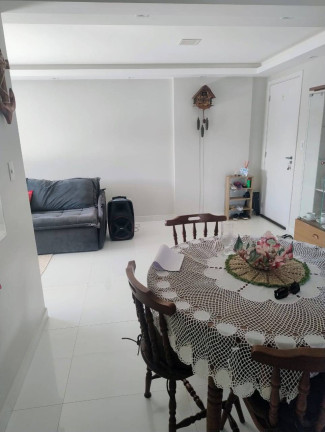 Imagem Apartamento com 2 Quartos à Venda, 77 m² em Ilhéus