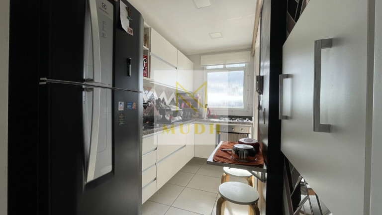 Imagem Apartamento com 3 Quartos à Venda, 93 m² em Petrópolis - Porto Alegre