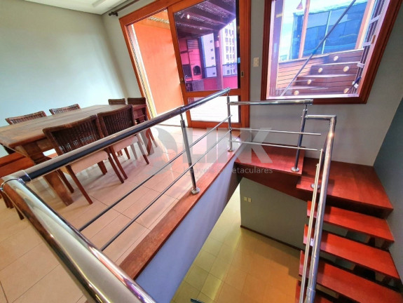 Imagem Imóvel com 3 Quartos à Venda, 312 m² em Jardim Itu - Porto Alegre Imagem Imóvel com 3 Quartos à Venda, 312 m² em Jardim Itu - Porto Alegre