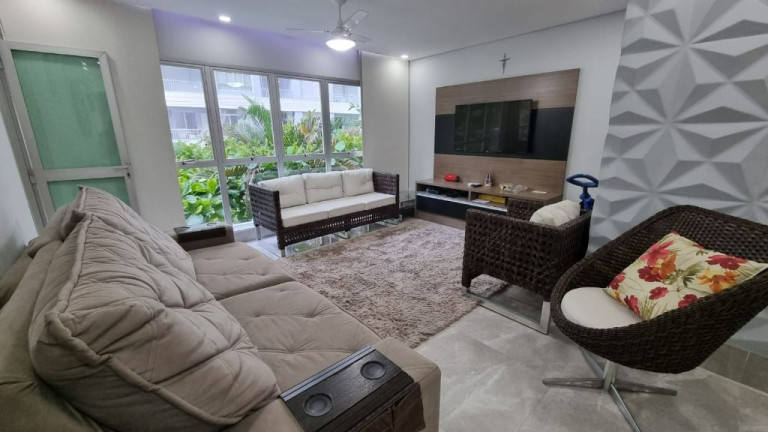 Apartamento com 4 Quartos à Venda, 130 m² em Pitangueiras - Guarujá