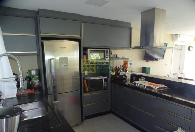 Imagem Casa com 4 Quartos à Venda, 276 m² em Araça - Porto Belo
