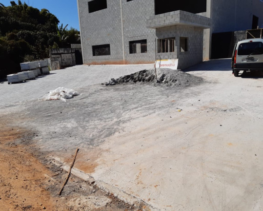 Imagem Imóvel com 3 Quartos para Alugar, 1.700 m² em Jardim São Vicente - Cotia Imagem Imóvel com 3 Quartos para Alugar, 1.700 m² em Jardim São Vicente - Cotia