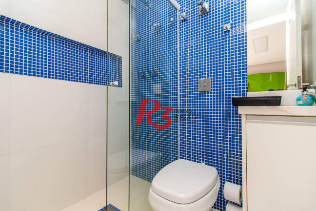Imagem Sobrado com 3 Quartos à Venda, 343 m² em Gonzaga - Santos Imagem Sobrado com 3 Quartos à Venda, 343 m² em Gonzaga - Santos