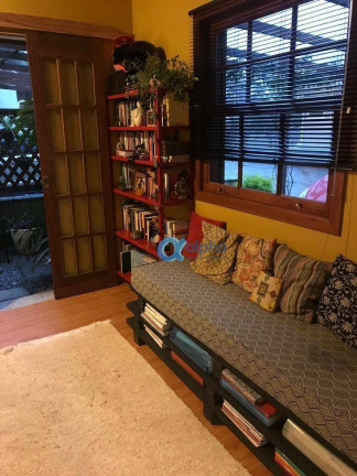 Imagem Casa com 2 Quartos à Venda, 60 m² em Independência - Petrópolis Imagem Casa com 2 Quartos à Venda, 60 m² em Independência - Petrópolis