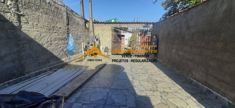 Casa com 2 Quartos à Venda, 145 m² em Regina Maria - Mongaguá