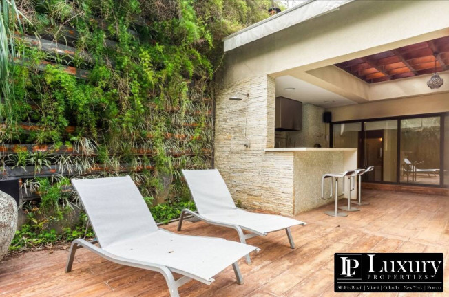 Imagem Casa com 4 Quartos à Venda, 1.019 m² em Alto De Pinheiros - São Paulo