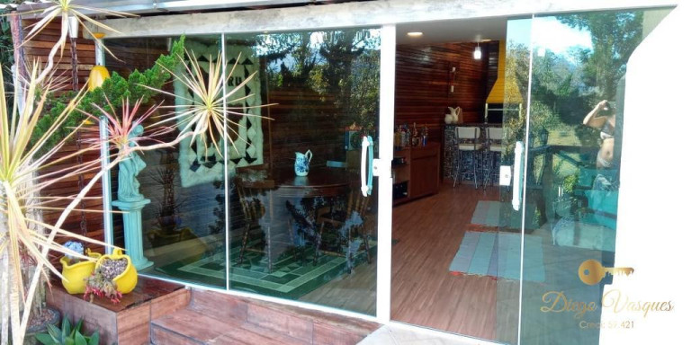 Imagem Casa com 3 Quartos à Venda, 295 m² em Prata - Teresópolis Imagem Casa com 3 Quartos à Venda, 295 m² em Prata - Teresópolis