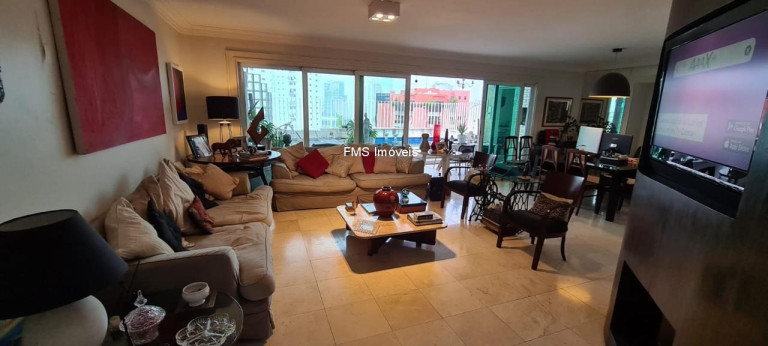 Imóvel com 3 Quartos para Alugar, 367 m² em Vila Morumbi - São Paulo