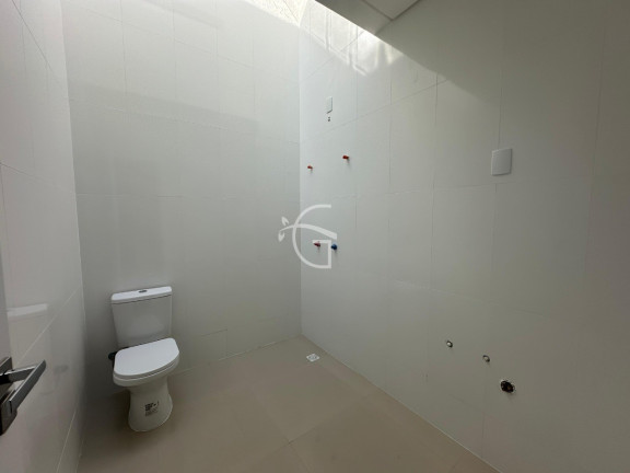 Imagem Casa com 3 Quartos à Venda,  em Bom Retiro - Joinville