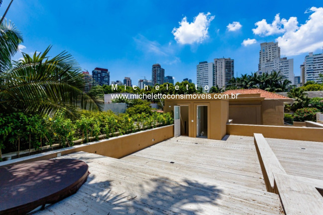 Imagem Sobrado com 5 Quartos à Venda, 844 m² em Jardim America - São Paulo Imagem Sobrado com 5 Quartos à Venda, 844 m² em Jardim America - São Paulo