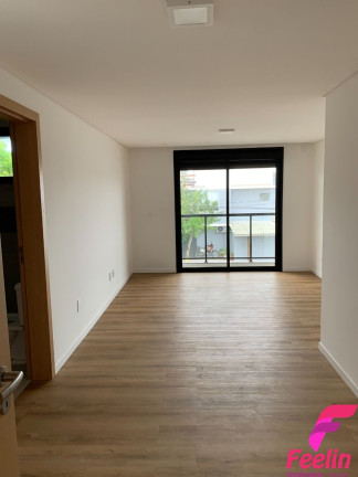 Imagem Casa com 3 Quartos à Venda, 157 m² em Campeche - Florianópolis Imagem Casa com 3 Quartos à Venda, 157 m² em Campeche - Florianópolis