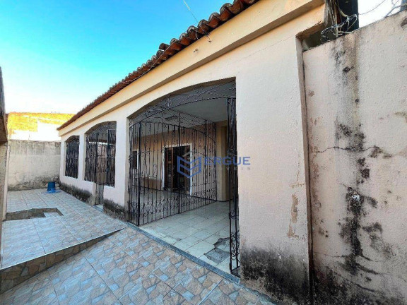 Casa com 3 Quartos à Venda, 162 m² em Parangaba - Fortaleza