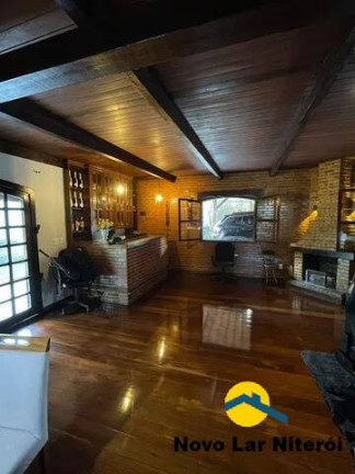 Casa de Condomínio com 4 Quartos à Venda, 303 m² em Vila Progresso - Niterói