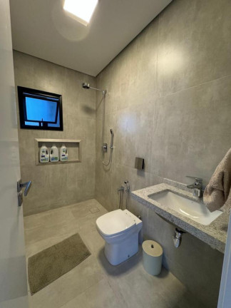 Imagem Casa com 3 Quartos à Venda, 525 m² em Condomínio Residencial Vila Jardim - Cuiabá