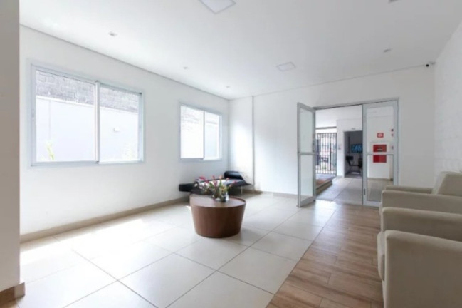 Imagem Imóvel com 2 Quartos à Venda, 37 m² em Itaquera - São Paulo Imagem Imóvel com 2 Quartos à Venda, 37 m² em Itaquera - São Paulo