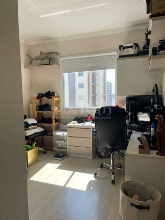 Imagem Apartamento com 3 Quartos à Venda, 133 m² em Centro - Balneário Camboriú Imagem Apartamento com 3 Quartos à Venda, 133 m² em Centro - Balneário Camboriú