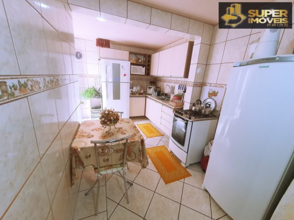 Imagem Apartamento com 2 Quartos à Venda, 70 m² em Três Vendas - Pelotas