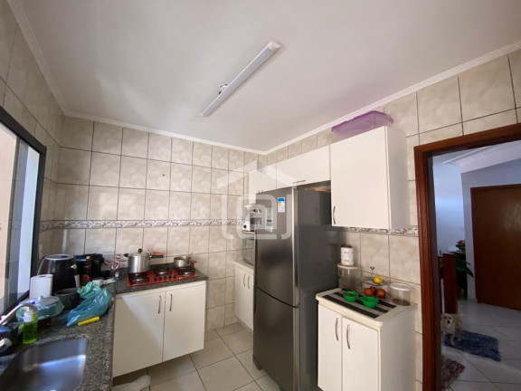 Imagem Sobrado com 3 Quartos à Venda, 250 m² em Jardim Das Azaléias - Poços De Caldas Imagem Sobrado com 3 Quartos à Venda, 250 m² em Jardim Das Azaléias - Poços De Caldas