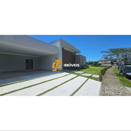 Imagem Casa com 4 Quartos à Venda, 370 m² em Centro - Camboriú Imagem Casa com 4 Quartos à Venda, 370 m² em Centro - Camboriú