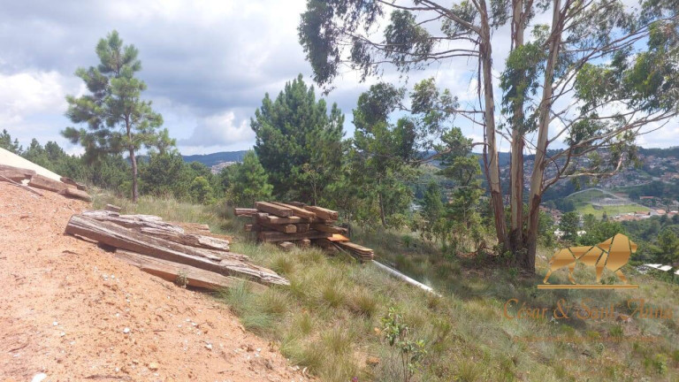 Terreno à Venda, 1.000 m² em Alataia - Campos Do Jordão