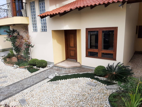 Imagem Sobrado com 3 Quartos à Venda, 590 m² em Centro - Tijucas Imagem Sobrado com 3 Quartos à Venda, 590 m² em Centro - Tijucas