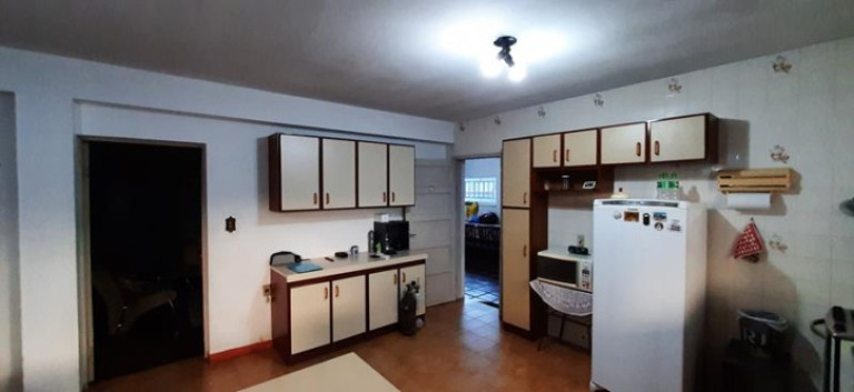 Imagem Sobrado com 3 Quartos à Venda, 202 m² em Bucarein - Joinville