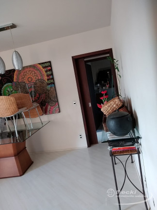 Apartamento com 3 Quartos à Venda, 132 m² em Centro - Joinville