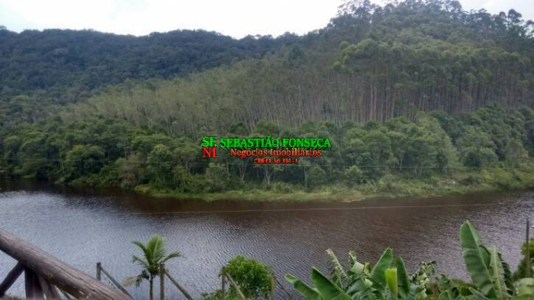 Chácara com 4 Quartos à Venda, 50 m² em Centro - Paraibuna
