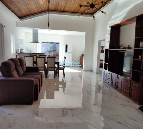 Imagem Casa com 5 Quartos à Venda, 456 m² em Horto Florestal - Ubatuba Imagem Casa com 5 Quartos à Venda, 456 m² em Horto Florestal - Ubatuba