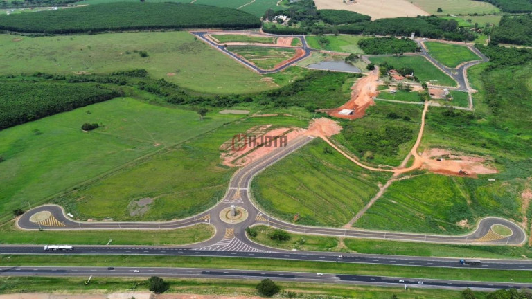 Imagem Terreno à Venda, 1.200 m² Imagem Terreno à Venda, 1.200 m²