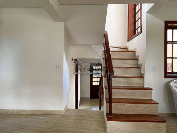 Imagem Casa de Condomínio com 3 Quartos à Venda, 250 m² em Vila Isabel - Campos Do Jordão Imagem Casa de Condomínio com 3 Quartos à Venda, 250 m² em Vila Isabel - Campos Do Jordão