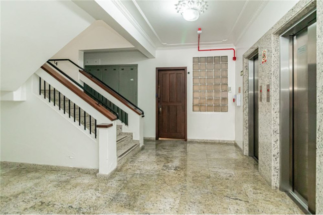 Imagem Apartamento com 3 Quartos à Venda, 113 m² em Farroupilha - Porto Alegre Imagem Apartamento com 3 Quartos à Venda, 113 m² em Farroupilha - Porto Alegre