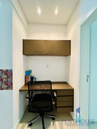 Imagem Apartamento com 3 Quartos para Alugar, 115 m² em Centro - Balneário Camboriú Imagem Apartamento com 3 Quartos para Alugar, 115 m² em Centro - Balneário Camboriú