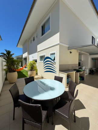 Imagem Casa com 5 Quartos à Venda, 280 m² em Buraquinho - Lauro De Freitas